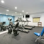Holiday Inn Express And Suites Houston North - Iah Area By Ihg