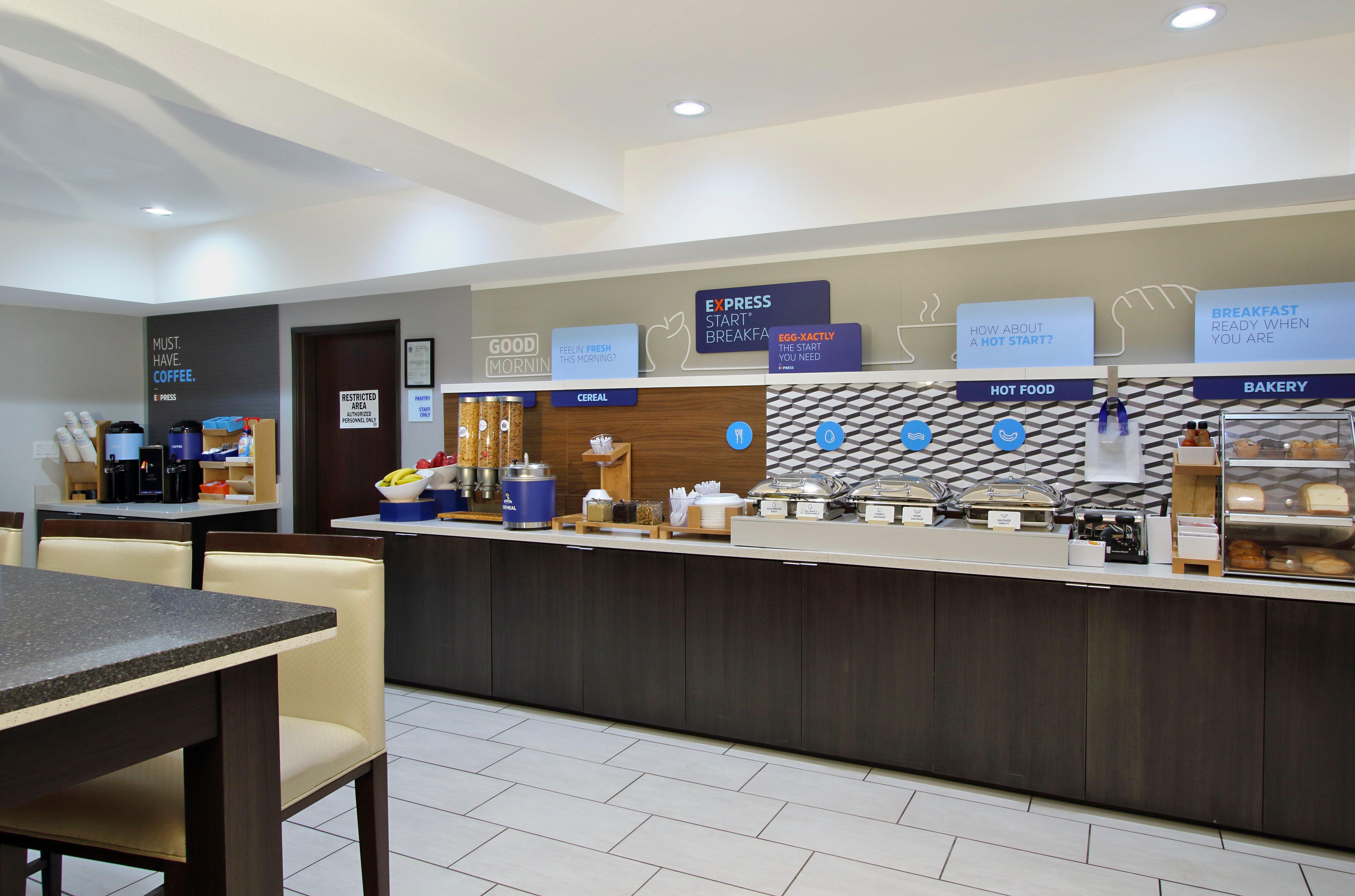 Hotel Express And North - Iah Area By Ihg 3*