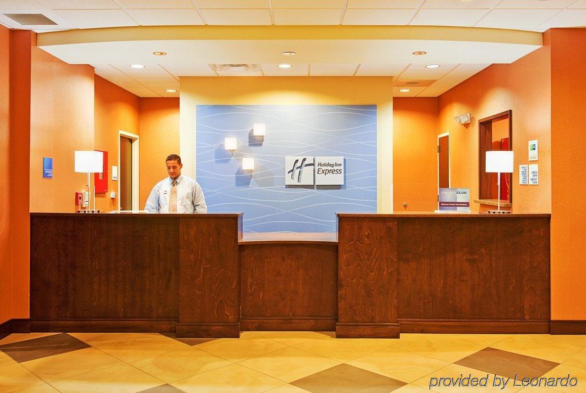 Express And North - Iah Area By Ihg Hotel