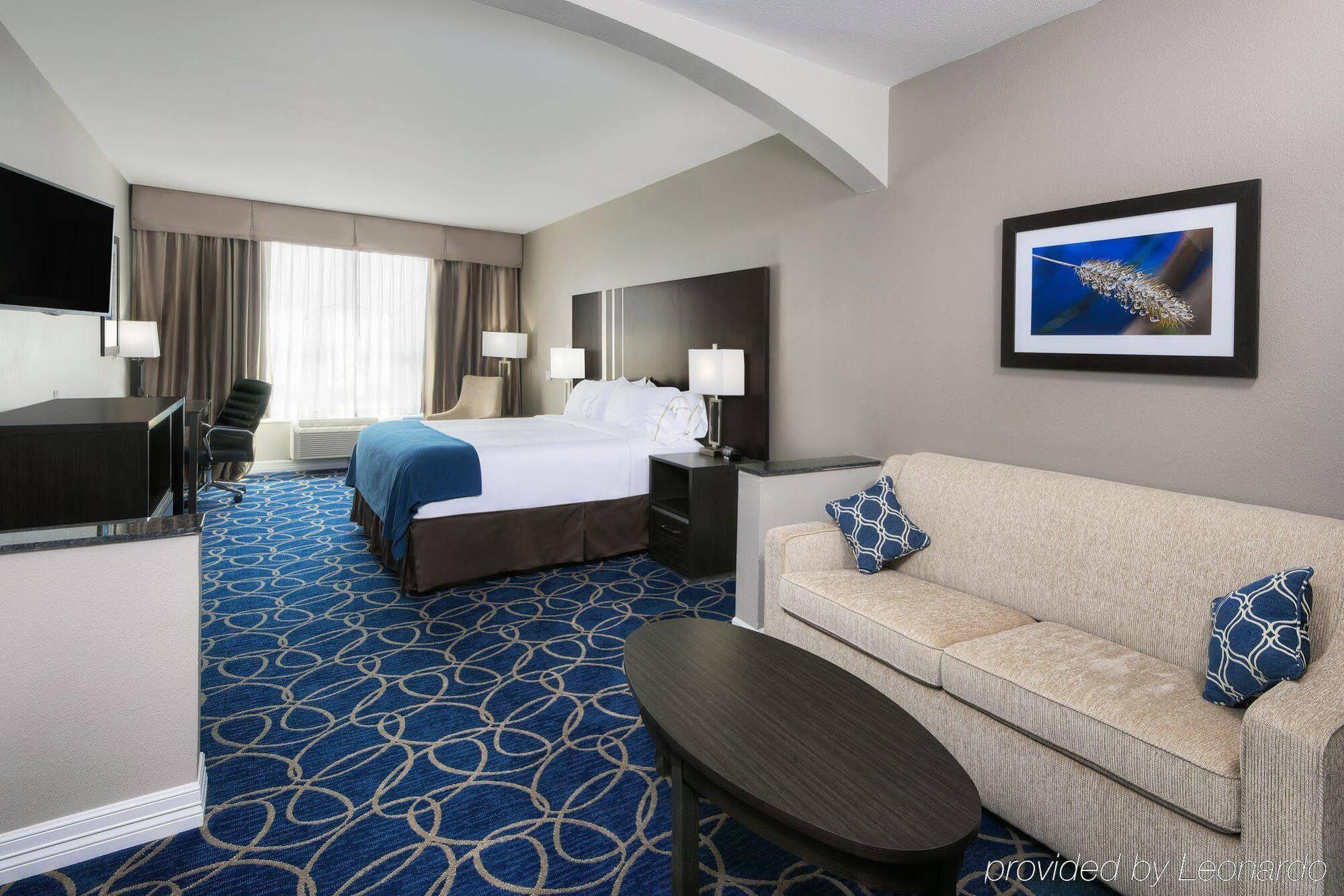 Hotel Express And North - Iah Area By Ihg