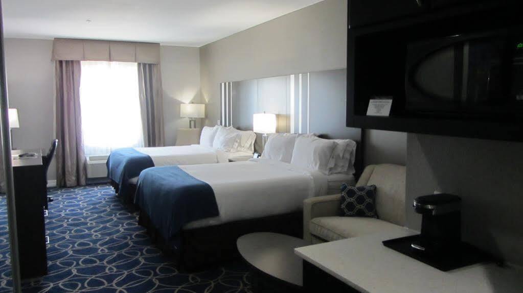 Express And North - Iah Area By Ihg Houston